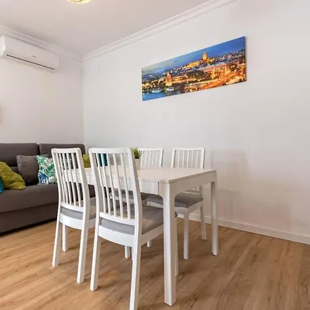Apartment Justino Triana By Valcambre Seville